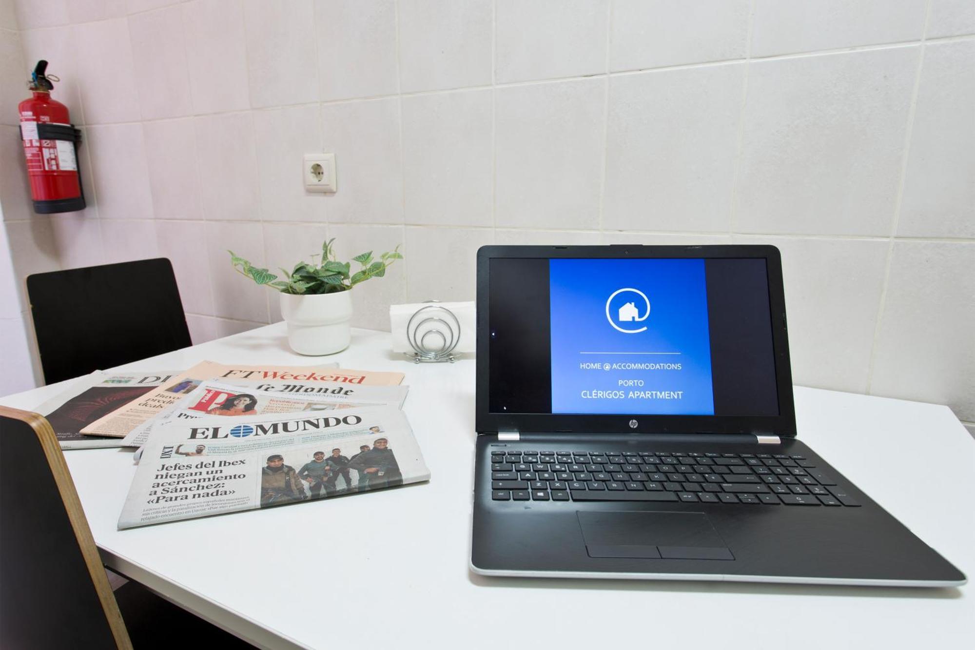 Home @ Porto Clerigos Apartment Buitenkant foto